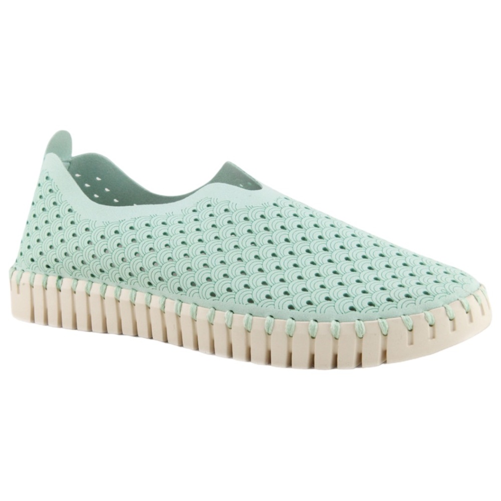 Ilse Jacobsen Women’s Tulip Perforated Slip-On Sneaker Size 38/8 Seafoam Green